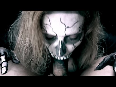 ❤️ Dæmonisk pige suger pik med sin sorte mund og sluger sperm. Fucking video at da.ph-vassena.ru ☑