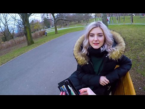 ❤️ Sluger en fremmed mands varme sperm for penge - blowjob i parken af Eva Elfie Fucking video at da.ph-vassena.ru ☑